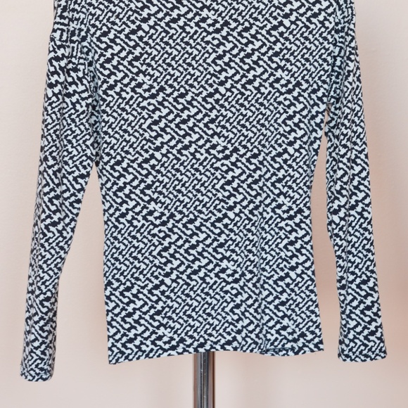 White House Black Market Long Sleeve Print Tee - Picture 6 of 7